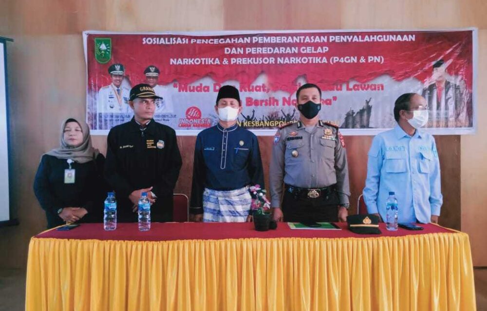 Kasat Binmas Polres Rohul  Jadi Nara Sumber Sosialisasi Aksi P4Gn Dan Pn Di Aula Smkn 1 Rambah