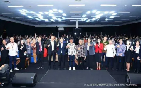 Dari Candi Prambanan, Menteri Johnny Tunjukkan Semangat Presidensi G20 Indonesia