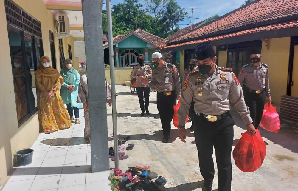 Gelar Jumat Barokah, Ditpamobvit Polda Banten Kunjungi Yayasan Panti Asuhan Nurul Islam