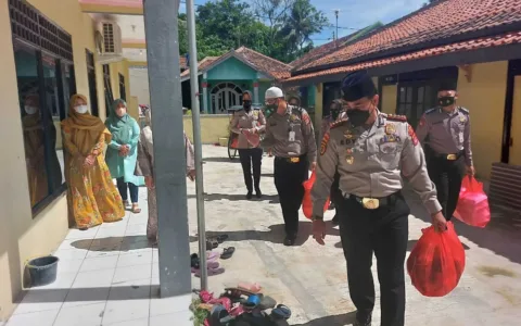 Gelar Jumat Barokah, Ditpamobvit Polda Banten Kunjungi Yayasan Panti Asuhan Nurul Islam