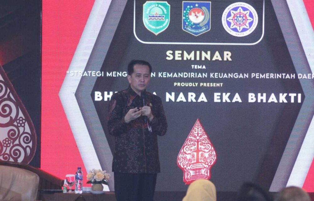 Dirjen Bina Keuda Sampaikan Strategi Penguatan Kemandirian Fiskal Daerah