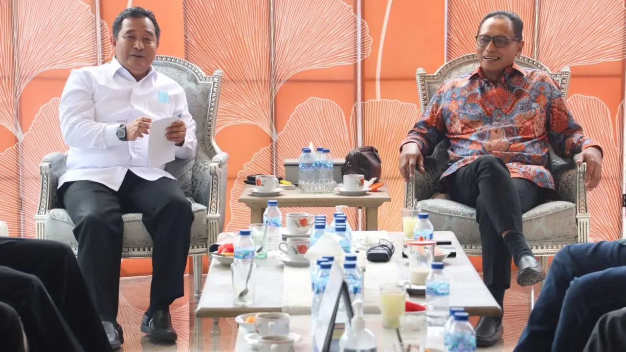 Kemendagri Lakukan Penandatanganan Berita Acara Serah Terima Penyaluran Bantuan Keuangan Partai Politik