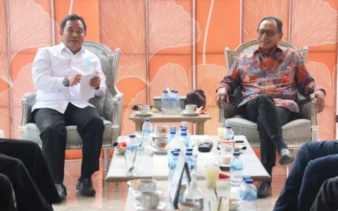 Kemendagri Lakukan Penandatanganan Berita Acara Serah Terima Penyaluran Bantuan Keuangan Partai Politik