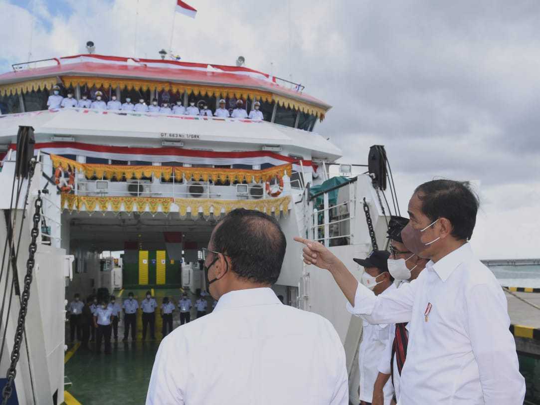 Presiden Jokowi Resmikan Tiga Pelabuhan