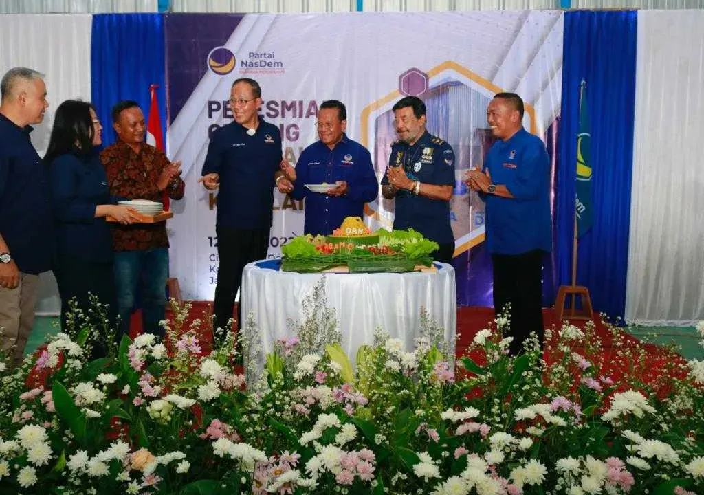 Realisasi Gagasan Progam 1 Juta Hektar, Ayep Zaki Lakukan Peresmian Gudang Kedelai dan Panen Kedelai