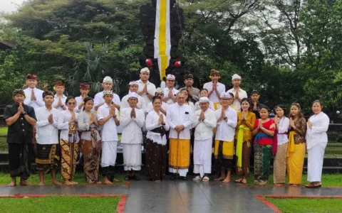 TOP…PERADAH Apresiasi Plt Dirjen Bimbingan Masyarakat Hindu Kemenag