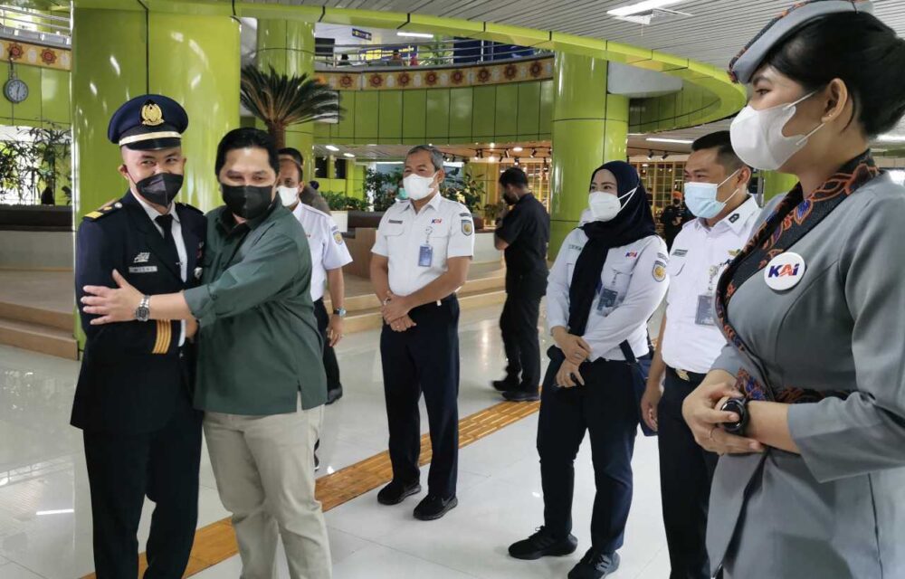 Gitu Dong...!Menteri Bumn Apresiasi Langkah Kondektur Lindungi Penumpang
