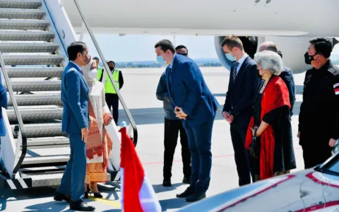 Presiden Jokowi tiba di Rzeszow, Polandia