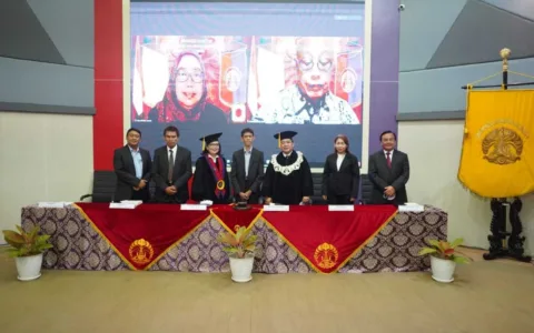 KEREN CUY…UI Promosikan Stanislaus Riyanta Doktor Bidang Ilmu Administrasi