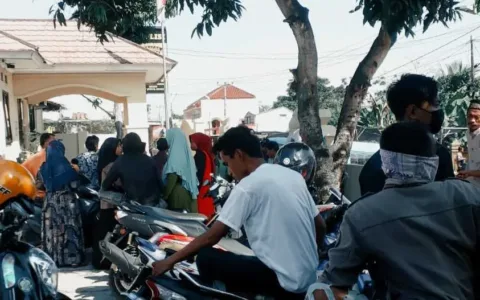 Puluhan Warga Geruduk Kantor Polsek Pabuaran, Ini Penyebabnya