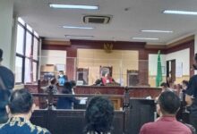 Gitu Dong...!Hakim Tolak Pra Peradilan Jimmy Lie
