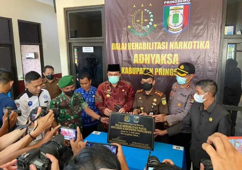 TOP…Kejari Pringsewu Resmikan Balai Narkotika Adhyaksa