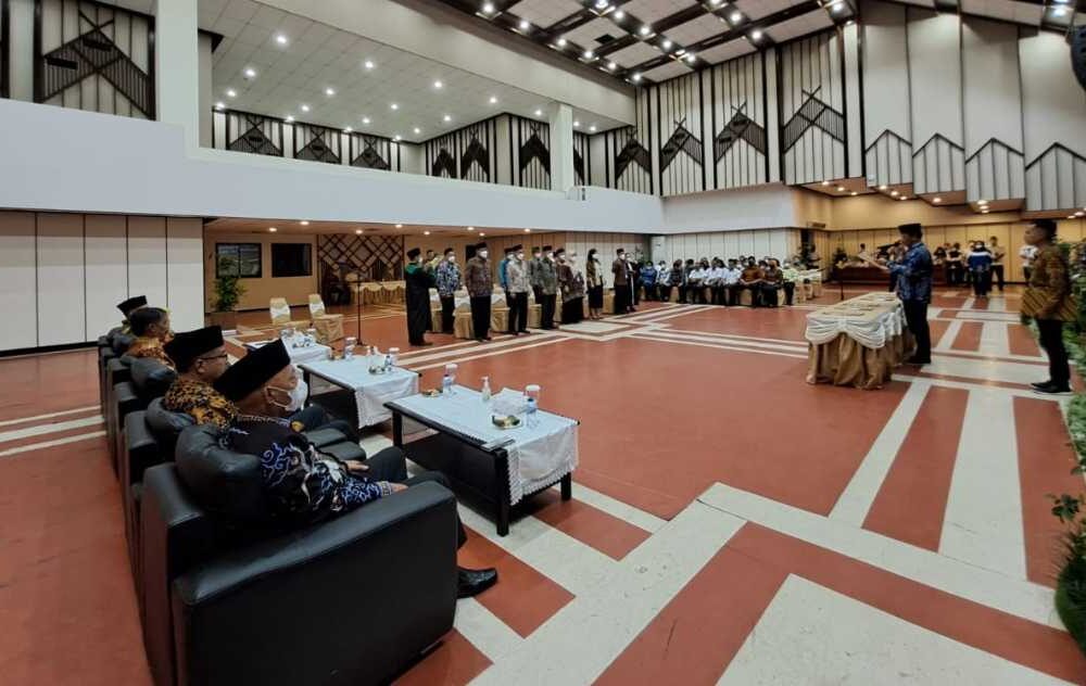 Awas...!Begini Pesan Kajati Kepri Ke Kabiro Hukum Pb Batam Baru