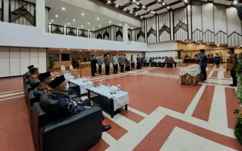 AWAS…Begini Pesan Kajati Kepri ke Kabiro Hukum PB Batam Baru