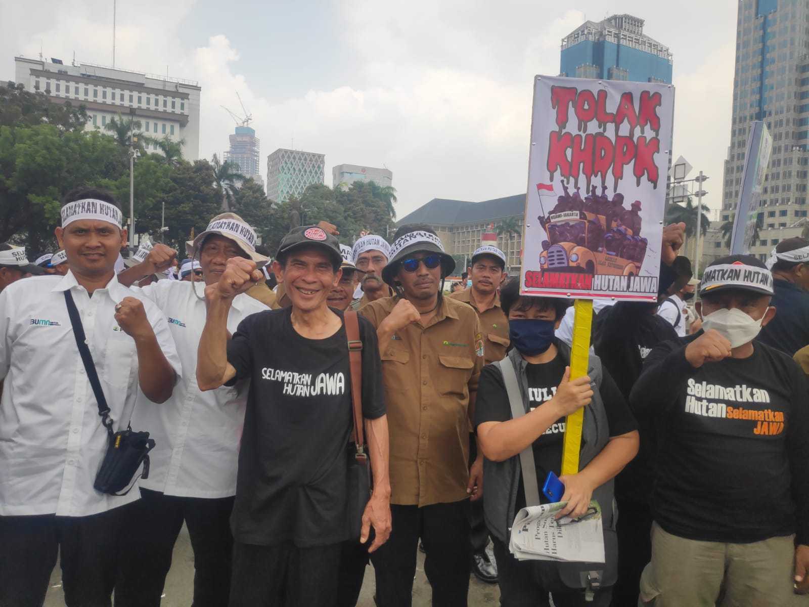 Lima Ribu Karyawan Perhutani Aksi Tolak Khdpk Dipatung Kuda