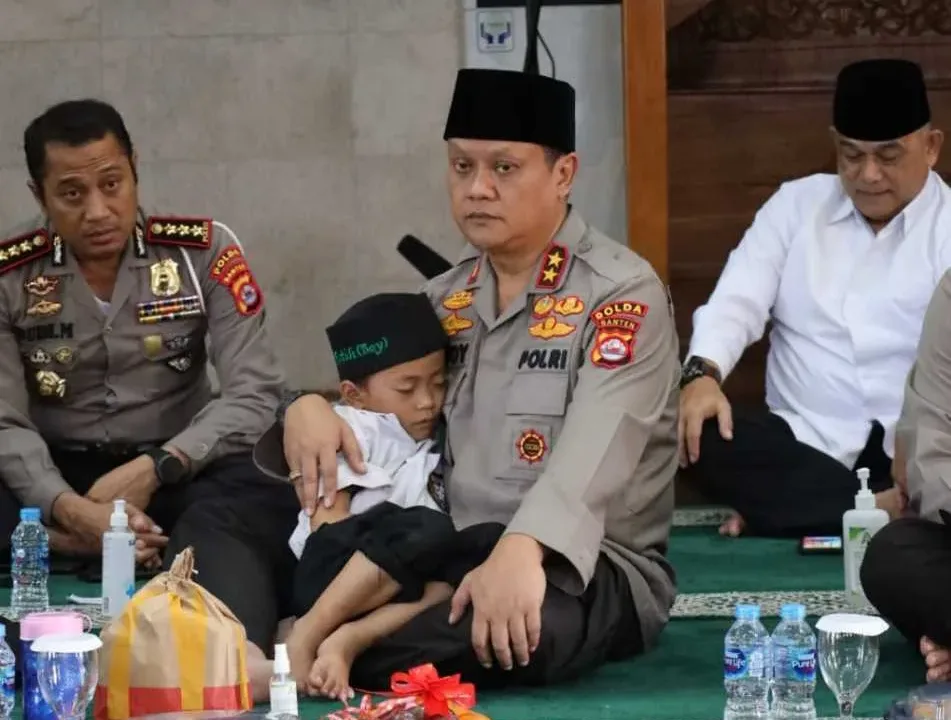 LUAR BIASA…Kapolda Banten Mulyakan Ratusan Anak Yatim