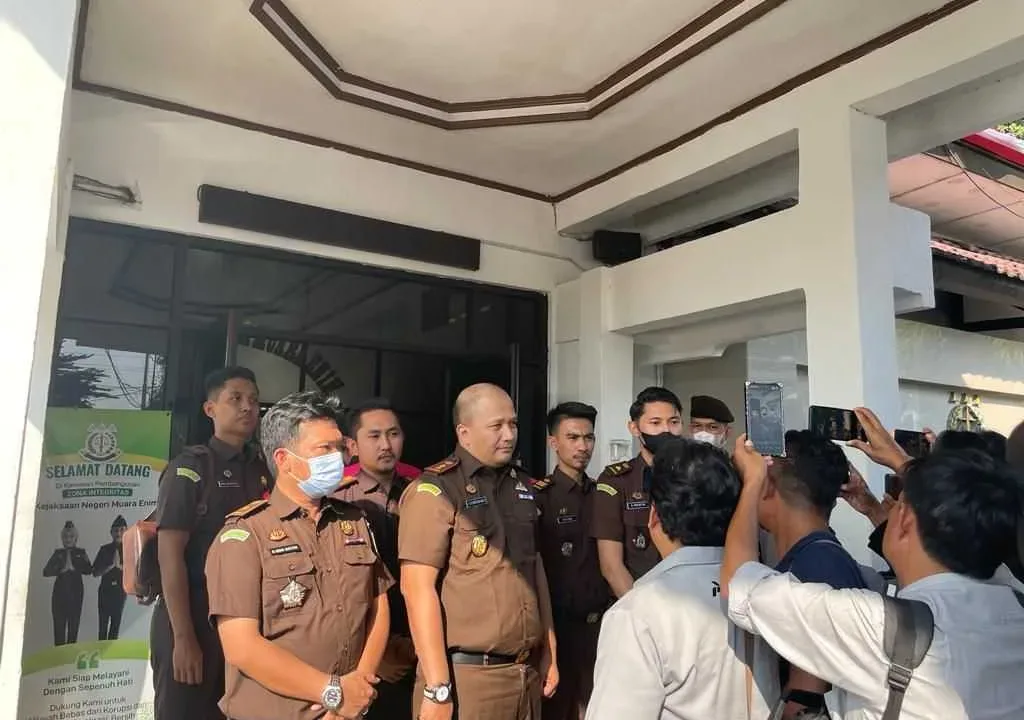 Kejari Muara Enim Tahan Dua ASN, Berikut Penyebabnya
