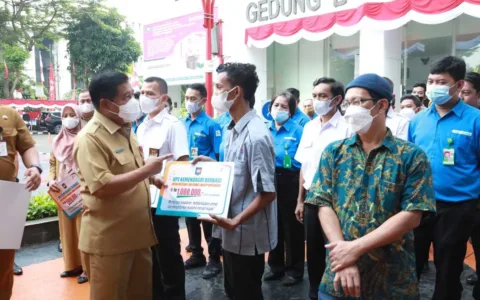 UPZ Kemendagri Salurkan Zakat kepada 300 Mustahik di Lingkup Kemendagri
