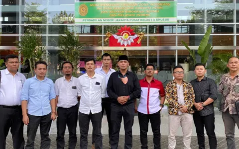 Martua Nainggolan Gugat Hanura Rp 100 Miliar