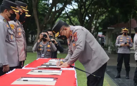 Irjen Helmy Santika Pimpin Fakta Integritas Pejabat Polda Gorontalo