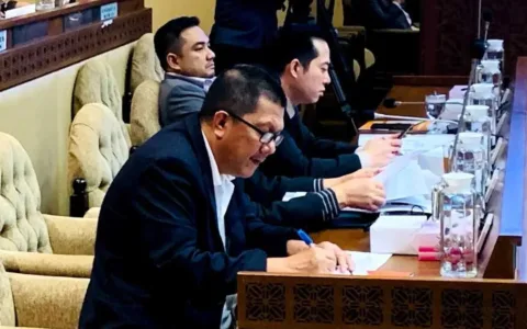Komisi II Usulkan Perppu ke Presiden