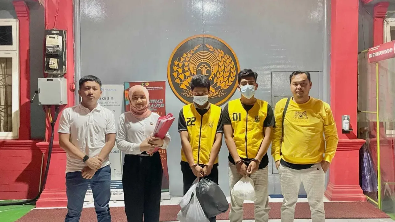 MANTAP…Kejari Muara Enim Tangkap Dua Buronan Kasus Berat