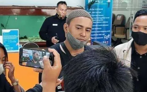 Erick Thoir dan Dirut Pertamina Biang Keladi Kenaikan BBM