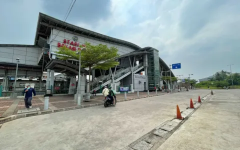SIKAT…KAI Daop 1 Tegaskan Tak Ada Pungli di Area Stasiun Bekasi