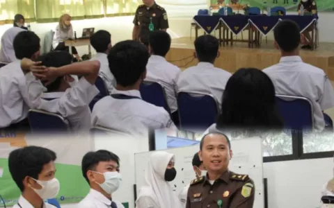 GENJOT TERUS…Kejati DKI Sosialisasi Hukum di SMPN 182 Jakarta