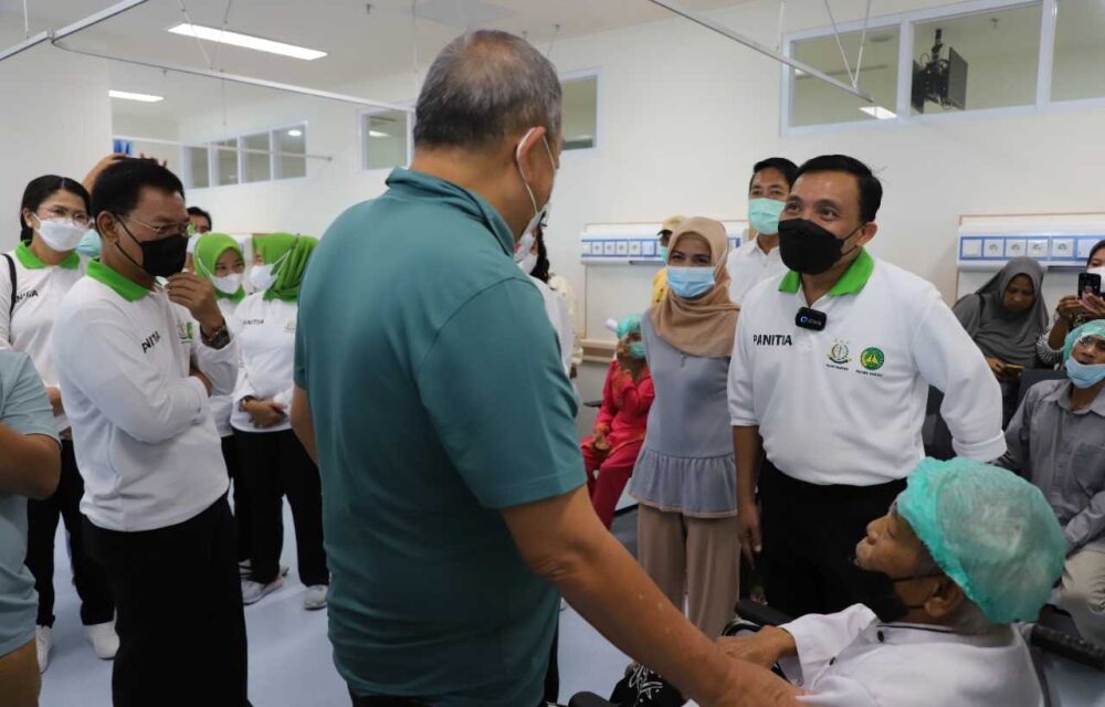 Pji Dan Kejati Banten Gelar Operasi Katarak Gratis