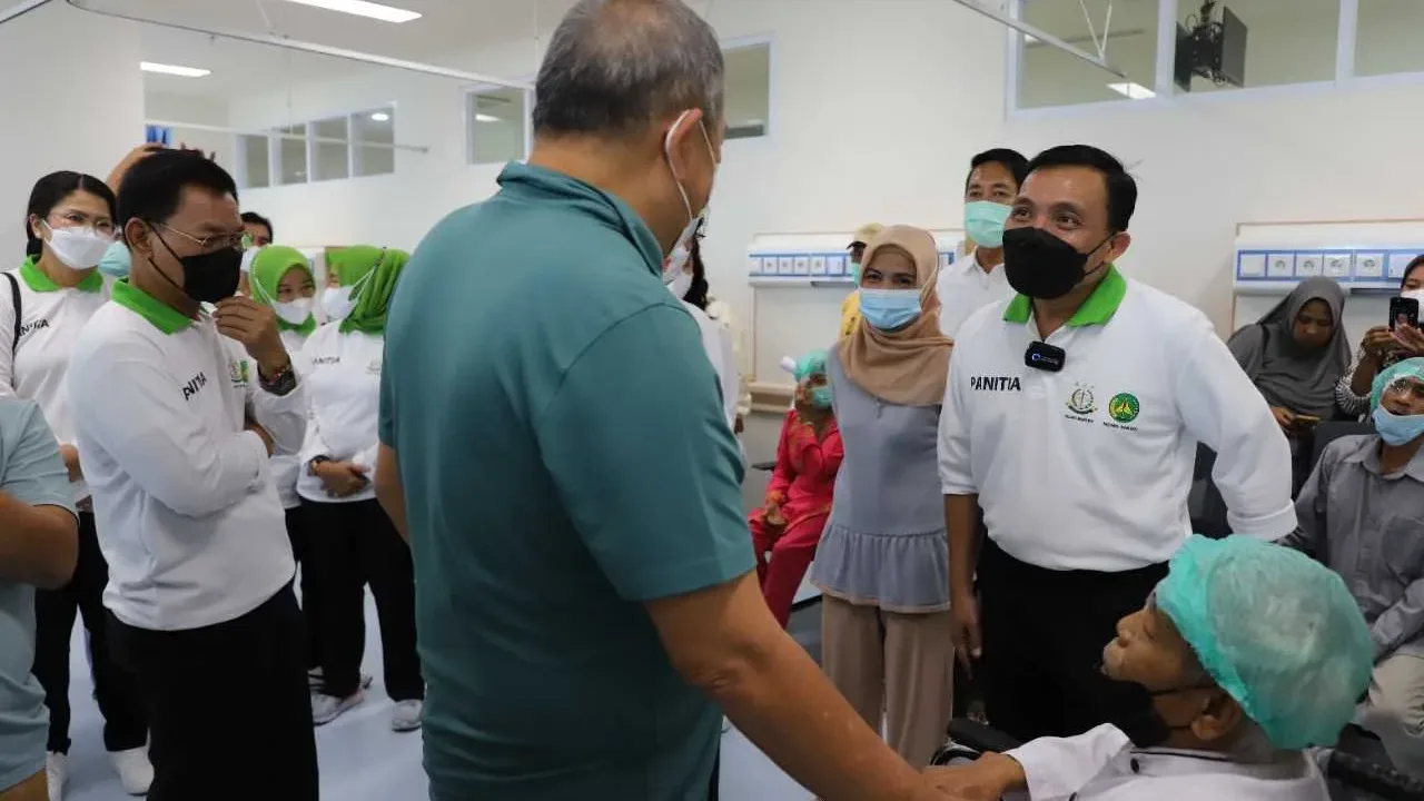 PJI dan Kejati Banten Gelar Operasi Katarak Gratis