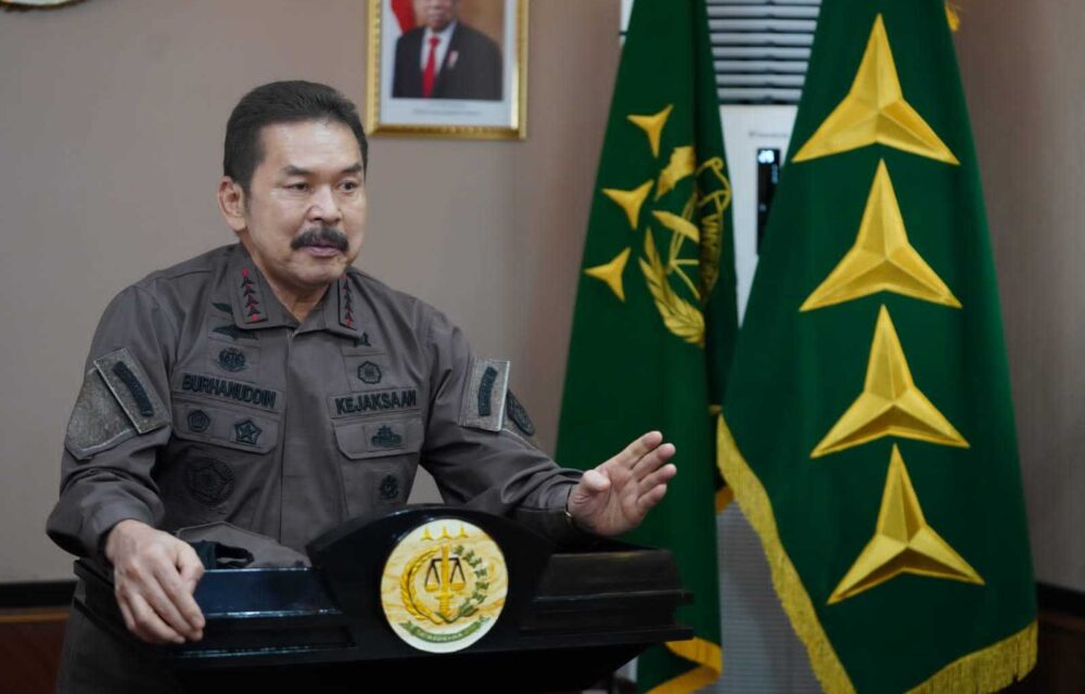 Ngerih...!Jaksa Agung Terima Special Achievement Iap
