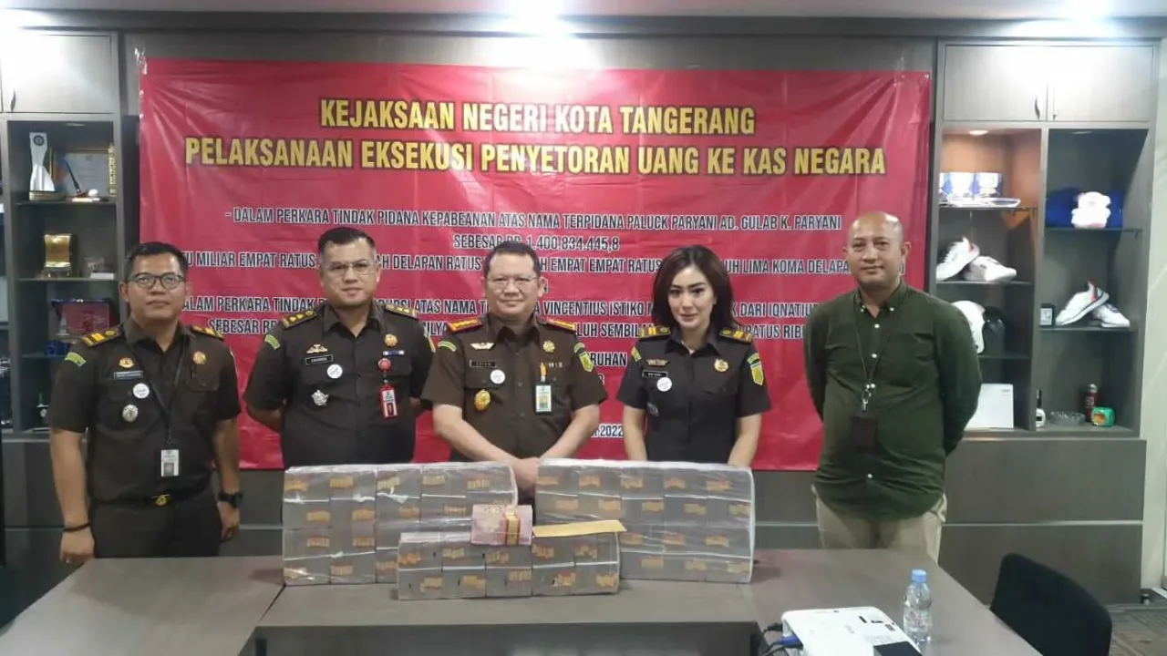 GAS KEUN. Kejaksaan Negeri Kota Tangerang Eksekusi Tindak Pidana Kepabeanan
