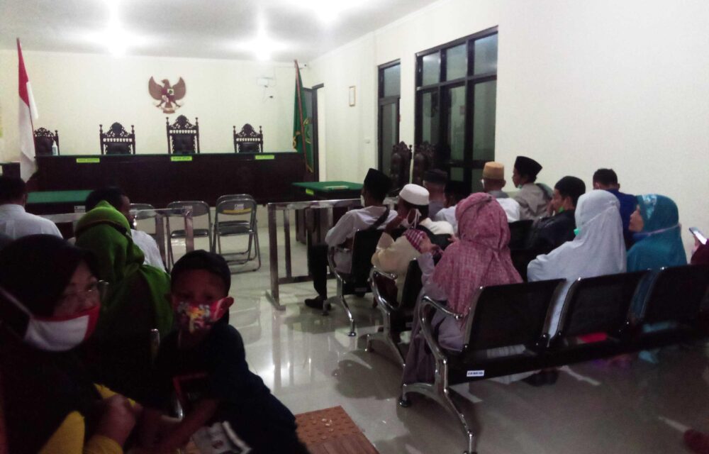 Kawal Terus...!Puluhan Warga Lebak Berharap Pn Rangkasbitung Adil
