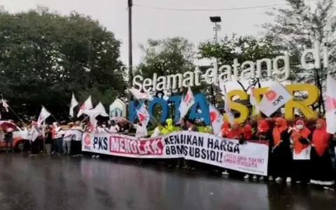 PKS Kota Serang Sampaikan Pesan Masyarakat Soal Penolakan Harga BBM