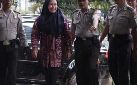 Bebas Bersyarat, Ratu Atut Harus Lakukan Ini Setiap Bulan