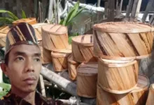 Pengerajin Peci Pelepah Pisang Mauk Kurang Perhatian Pemerintah