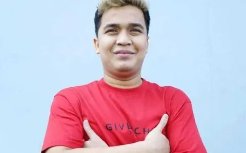 Robby Shine Laporkan Billy Syahputra Ke Polisi