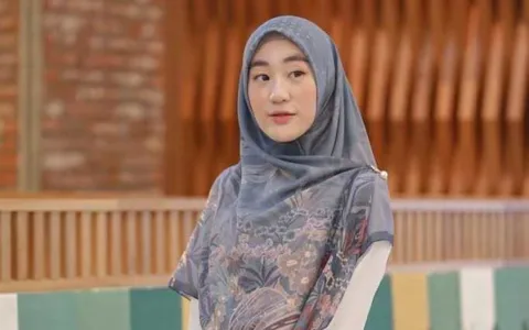 Bener Gak Sih … Larissa Chou Diisukan Dekat dengan Rio Haryanto