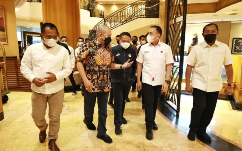 La Nyalla Minta Semua Pihak Evaluasi Terkait Tragedi Kanjuruhan Malang