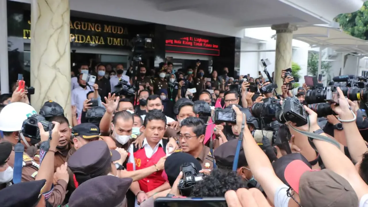 KAWAL…Berkas Sambo Cs Dilimpahkan ke PN Jaksel Pekan Depan
