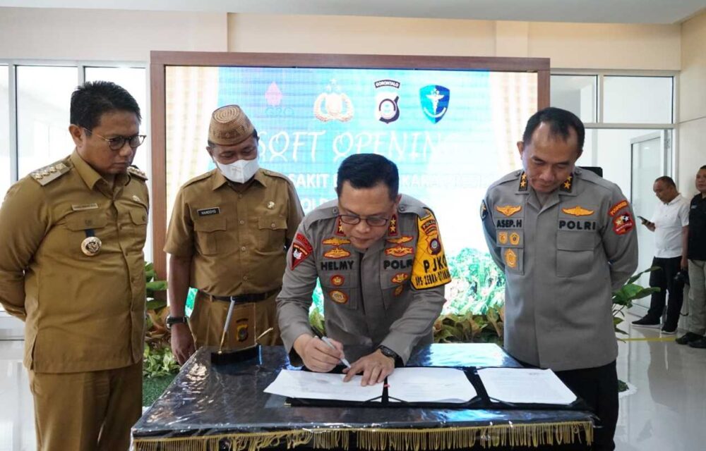 Kapolda Gorontalo Pimpin Upacara Ptdh Personil