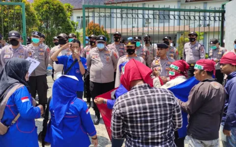 LAPOR ke MENTERI…Dindik Lebak Disebut Payah Pengawasan