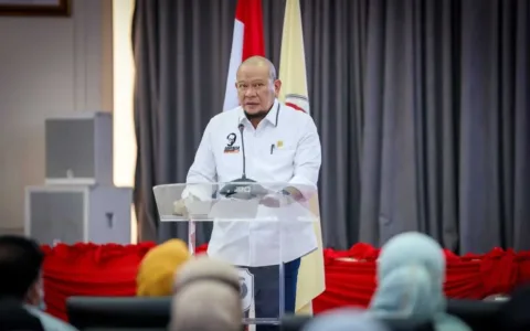 Ketua DPD RI Ajak Kepala Daerah Fokus Perkuat UMKM Dan Belanja Lokal Saat Mengahadapi Resesi