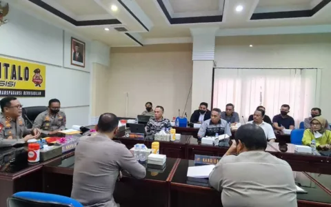 Kapolda Gorontalo Gandeng UNG Untuk Survei Indeks Kepuasan Masyarakat