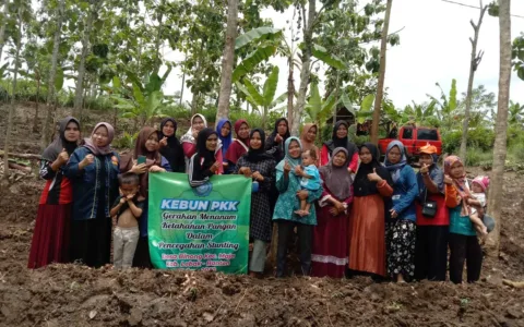 MANTAP…Gerakan Menanam Pohon di Binong Maja