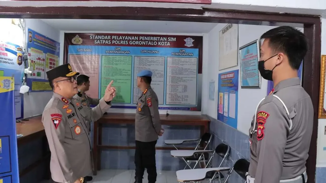 Sidak Satpas SIM Polres Goronto Kota, Kapolda Minta Rapihkan Ruang Pelayanan