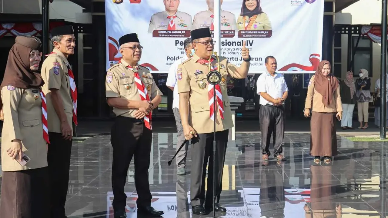 Kapolda Berangkatkan Kontingen Saka Bhayangkara Polda Gorontalo Ikuti Pertikarnas IV 2022 di Sumsel