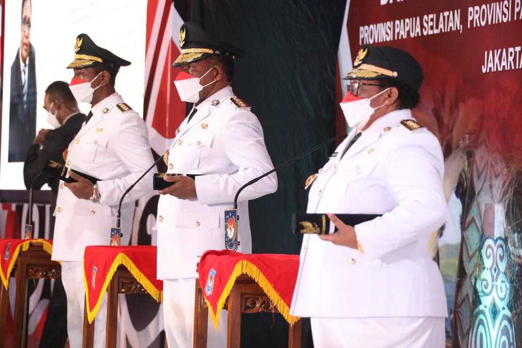 Mendagri Resmi Lantik Tiga Penjabat Gubernur Dob Papua