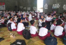 Kemensos Berikan Santunan, SD Ambruknya di Gunung Kidul